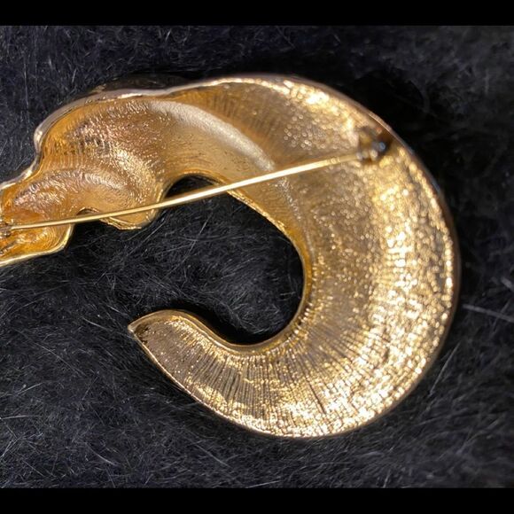 Beautiful vintage golden brooch!  - Picture 4 of 4